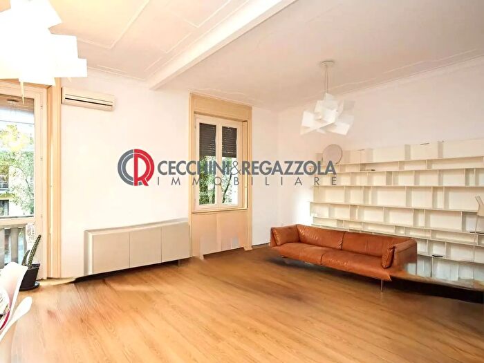 Appartamento quadrilocale in affitto in Via Leone Pancaldo, Milano