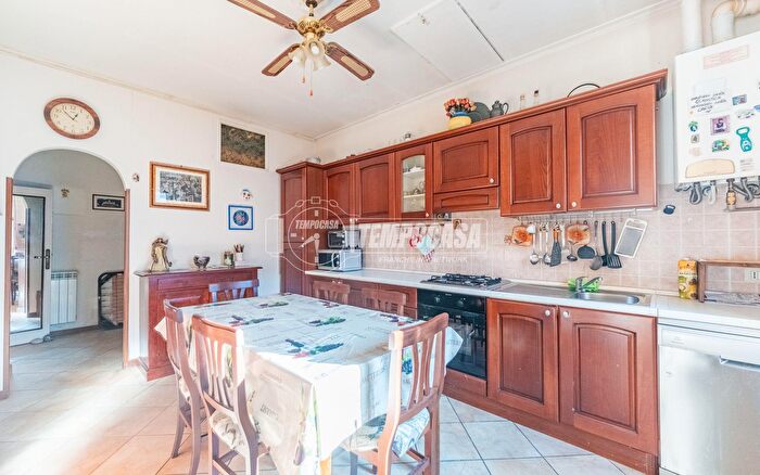 Appartamento bilocale in vendita in Via Costantino Cantù, Abbiategrasso