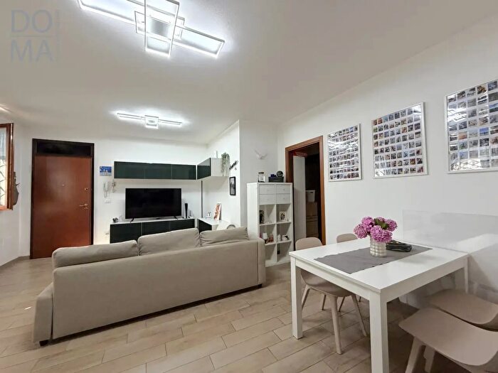 Casa quadrilocale in vendita in Porto Viro