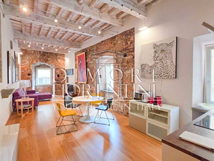Appartamento quadrilocale in affitto in Calimaruzza, Piazza della Repubblica, Firenze