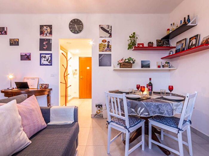 Appartamento bilocale in affitto in Via Gadames, Musocco, Milano