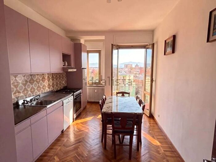 Appartamento trilocale in affitto in Piazza Imperatore Tito SNC, Martini Insubria, Milano