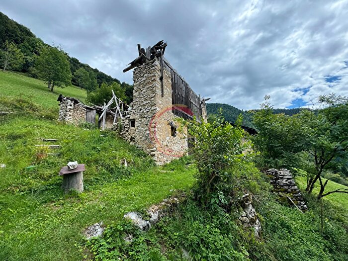 Casa trilocale in vendita in Località Croina, Ledro