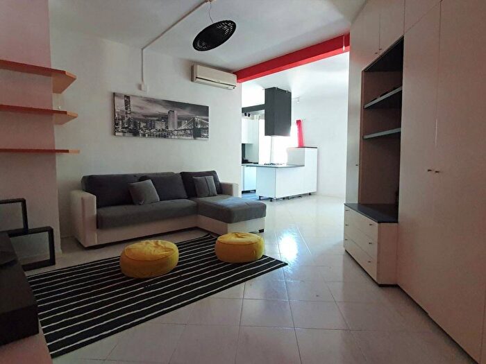 Appartamento trilocale in affitto in Via degli Stradelli Guelfi, San Vitale Roveri, Bologna