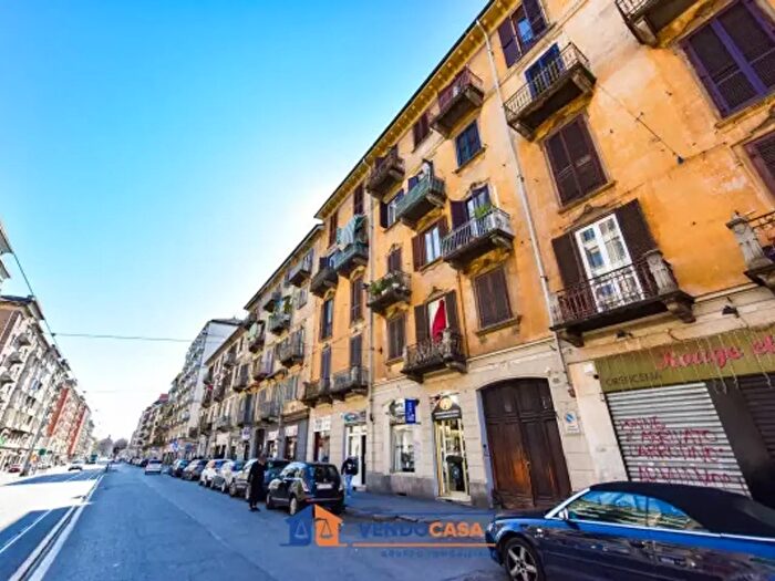 Appartamento bilocale in vendita in Corso Giulio Cesare, Torino