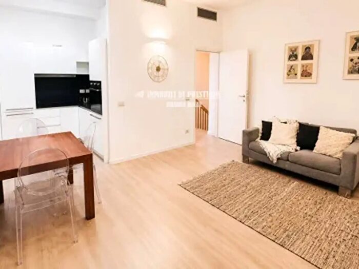 Appartamento bilocale in vendita in Via Garian, Milano