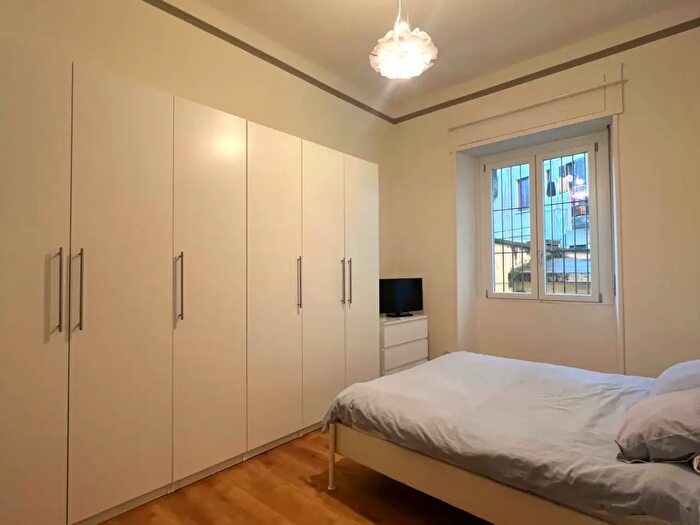 Appartamento trilocale in affitto in Via Sofonisba Anguissola, Milano