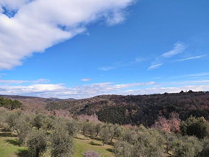 Casa con 6 locali in vendita in Orvieto