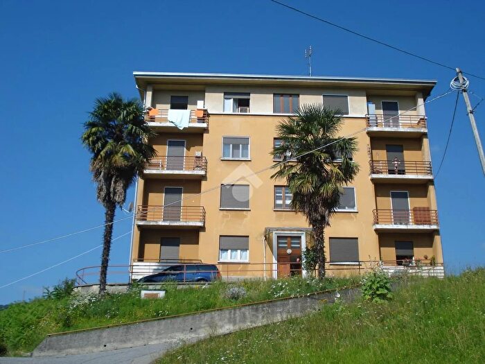 Appartamento quadrilocale in vendita in Frazione Fiorina, Valdilana