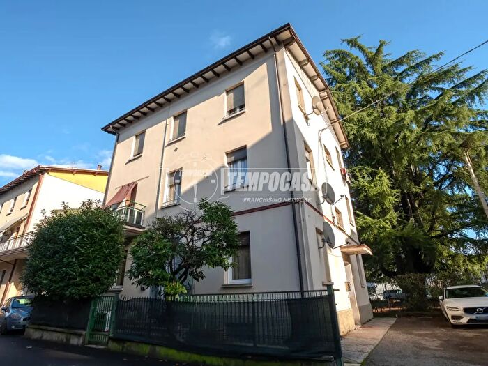Appartamento trilocale in vendita in Via Piero Mascagni, Vignola