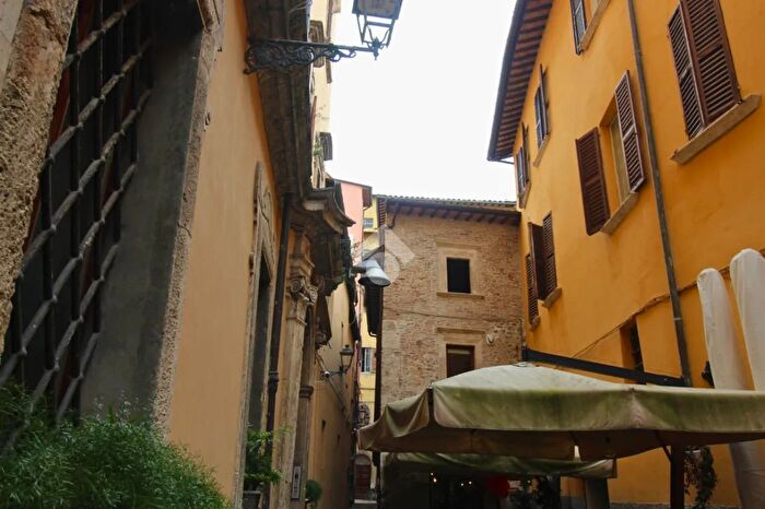 Appartamento trilocale in vendita in Rua David dAscoli, Ascoli Piceno