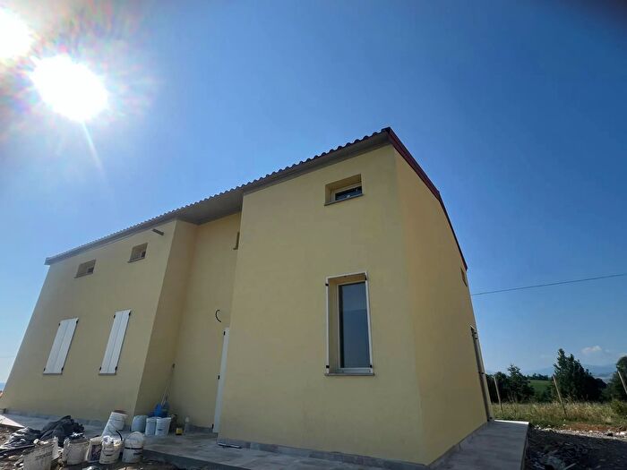 Casa in vendita in Via La Bionda, Medesano