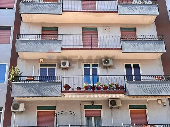 Appartamento con 5 locali in vendita in Via della Pentapoli, Priolo Gargallo