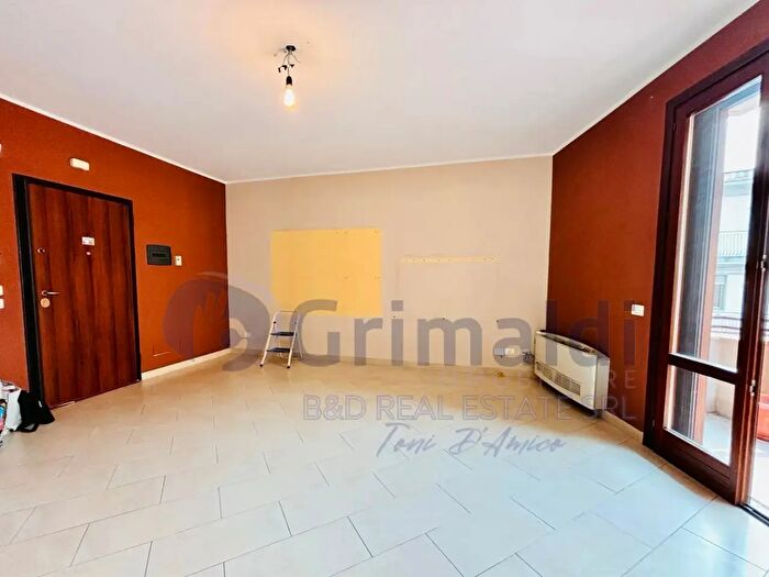 Appartamento quadrilocale in affitto in Via Comiso, Casteldaccia