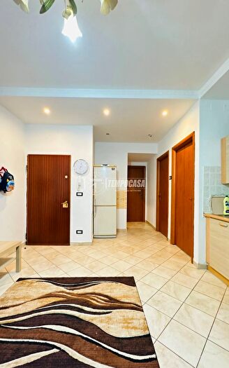 Appartamento trilocale in vendita in Via Sofonisba Anguissola, Genova