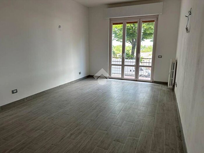 Appartamento trilocale in vendita in Via Enrico Mattei, San Leonardo, Parma