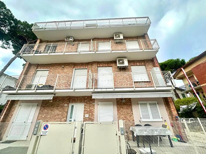 Appartamento trilocale in vendita in Via delle Nereidi, Ravenna