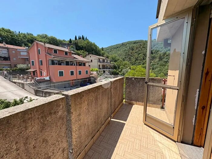 Appartamento trilocale in vendita in Str Narni SantUrbano, Narni