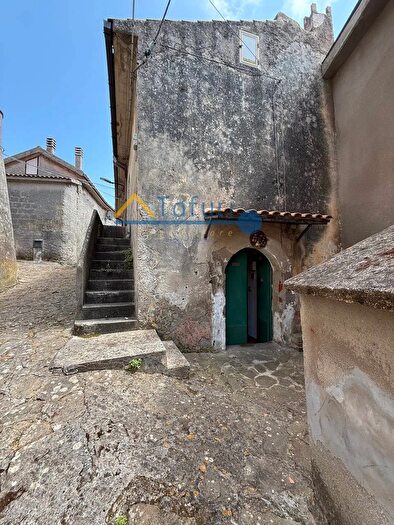 Appartamento con 5 locali in vendita in Rocca Cilento, Lustra