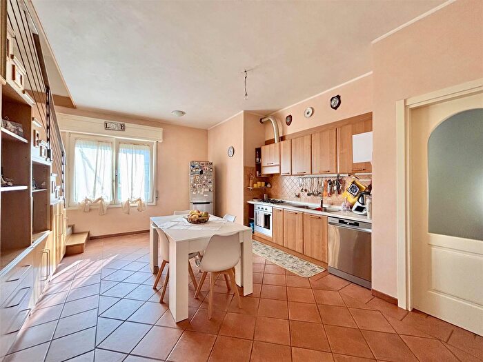 Appartamento trilocale in vendita in Mantova