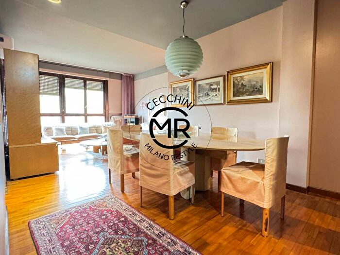 Appartamento trilocale in affitto in Via Francesco Caracciolo, Ghisolfa Mac Mahon, Milano