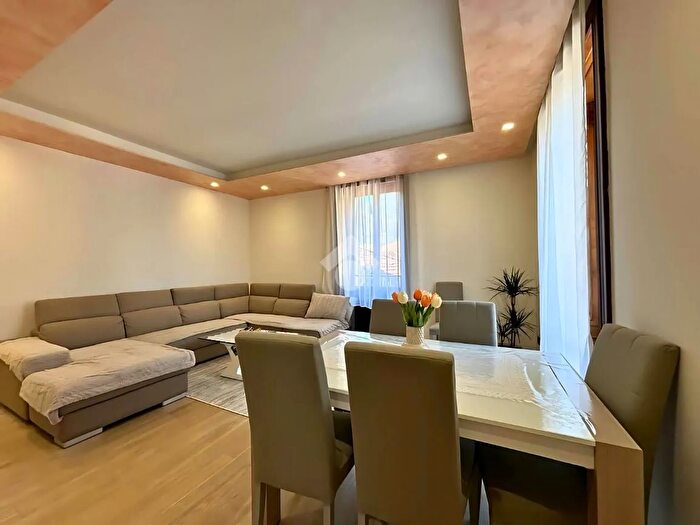 Appartamento trilocale in vendita in Via Manifattura Vittorio Olcese, Darfo Boario Terme