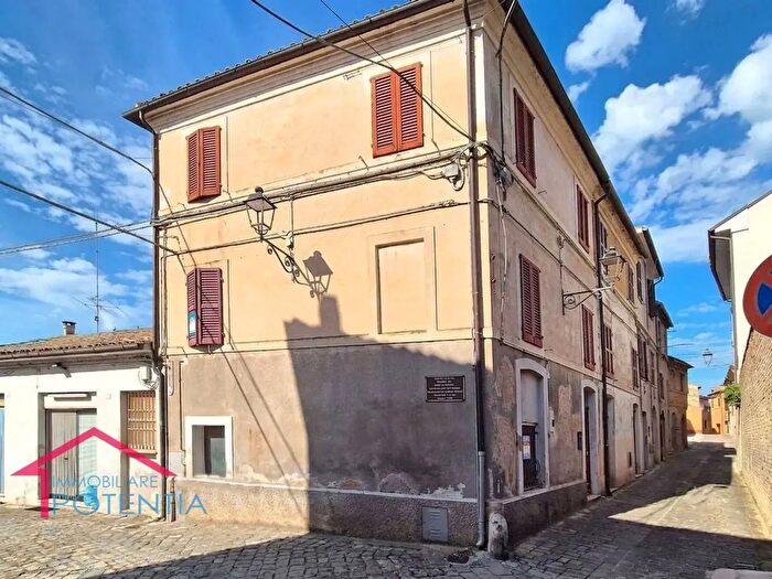 Appartamento quadrilocale in vendita in Via Santa Croce, Potenza Picena
