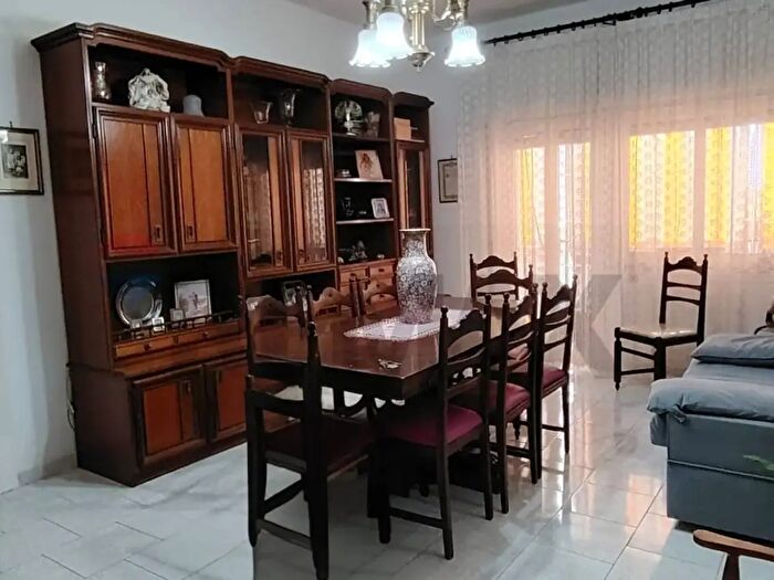 Appartamento con 5 locali in vendita in Largo Calabria, Catania