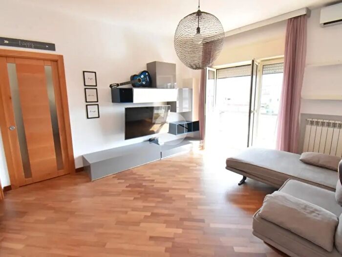 Appartamento bilocale in affitto in Via d Minzoni, Cercola