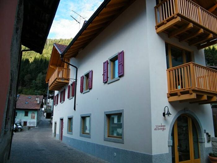 Appartamento trilocale in affitto in Via Dante, Caderzone Terme