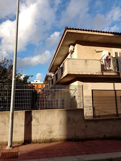 Appartamento con 5 locali in vendita in Via Campania Carini, Carini