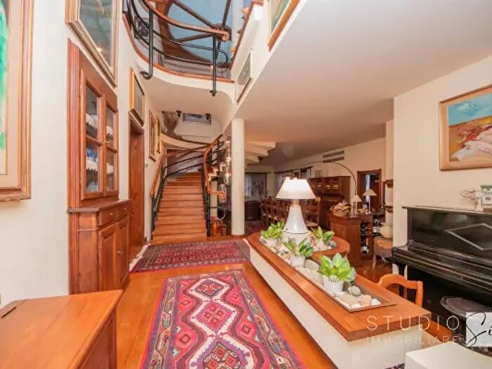 Casa con 6 locali in vendita in Via di Valdibrana, Pistoia