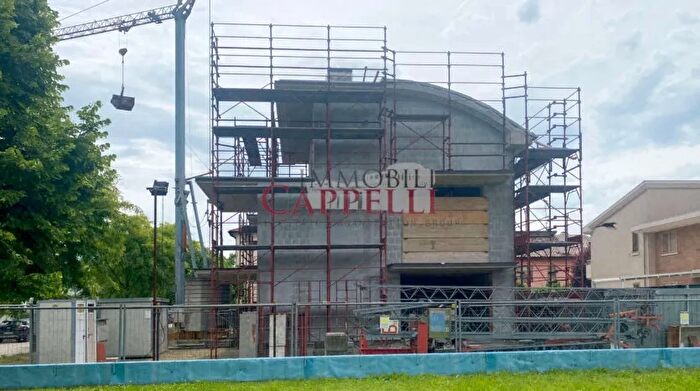 Casa con 6 locali in vendita in Via Eugenio Bertini Forlì Forlìcesena Forlì, Forli