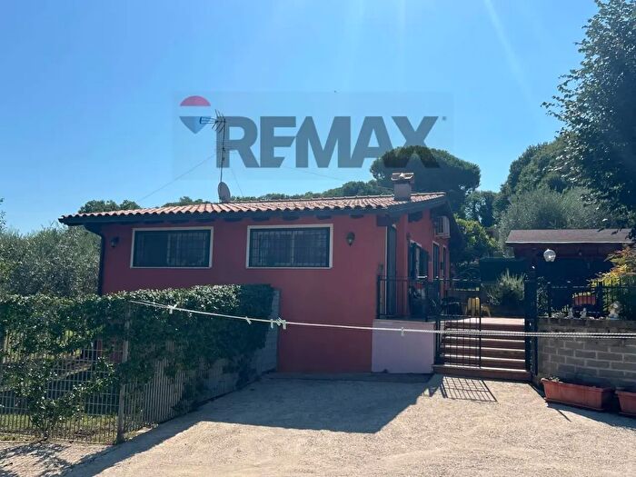 Casa trilocale in vendita in Via della Mentuccia, San Cesareo