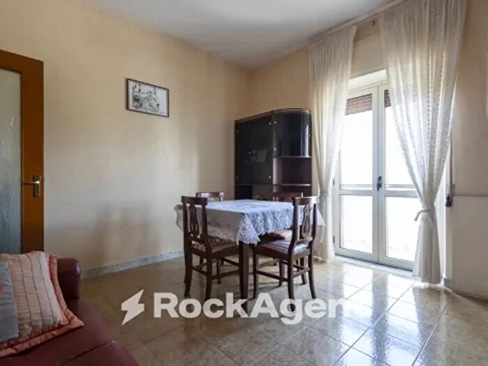 Appartamento bilocale in vendita in Piazza Pitagora, Catanzaro