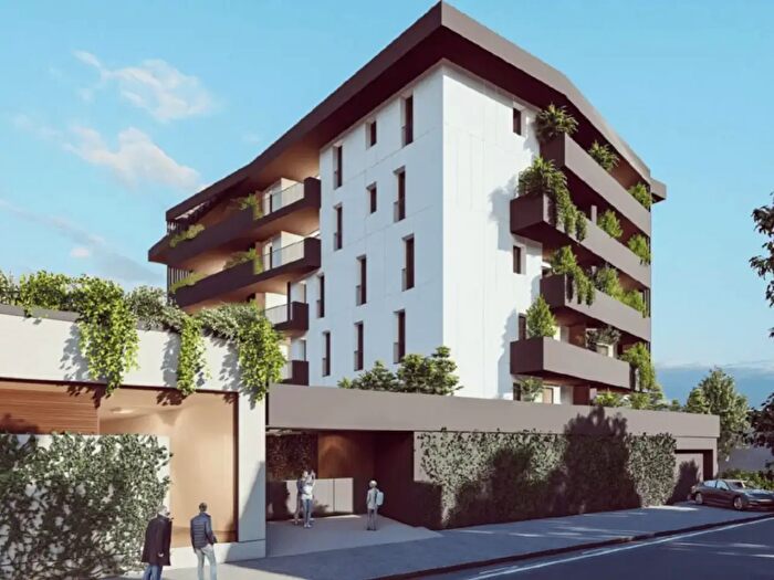 Appartamento quadrilocale in vendita in Via Paolo Sarpi, Padova