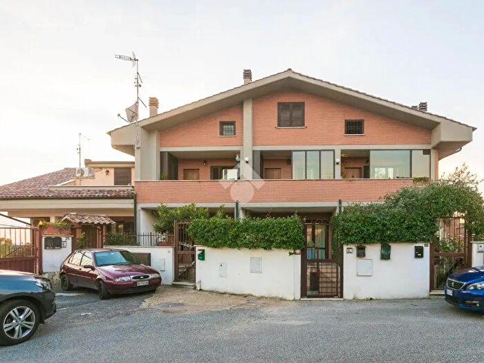 Casa trilocale in vendita in Via Irlanda, Guidonia Montecelio