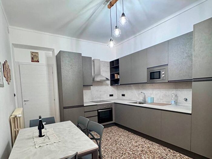 Appartamento quadrilocale in affitto in Via Amalia Guglielminetti, Santa Rita, Torino