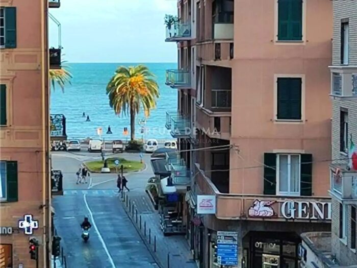 Appartamento quadrilocale in vendita in Via della Libertà, Rapallo