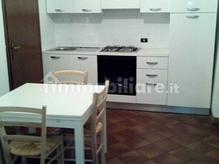 Appartamento bilocale in affitto in Via Tommaso Grossi, Borghi, Como