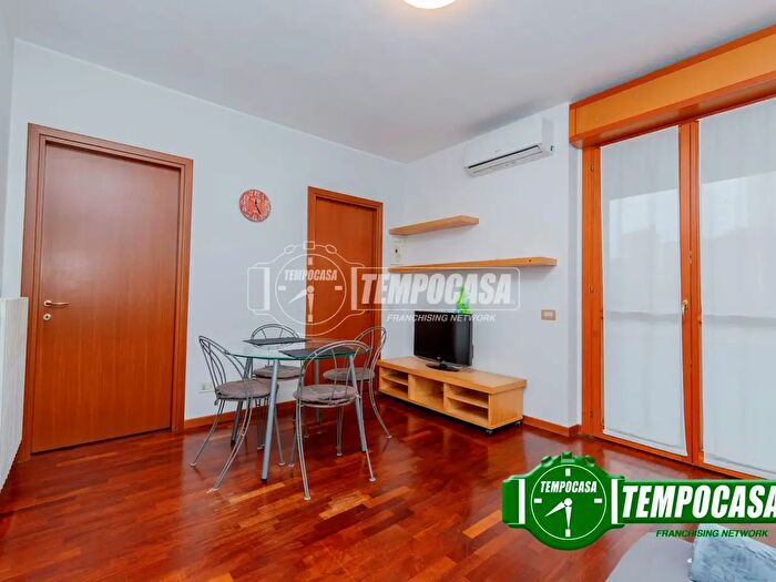 Appartamento bilocale in affitto in Via Barnaba Oriani, Milano