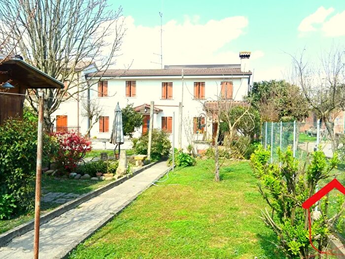 Casa con 5 locali in vendita in Via Euganea, Selvazzano Dentro