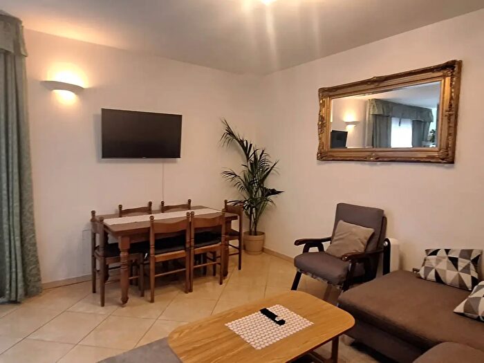 Appartamento con 5 locali in vendita in Via Masaccio, Rapolano Terme