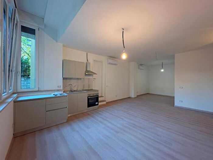 Appartamento monolocale in vendita in Via Angelo Genocchi, Piacenza