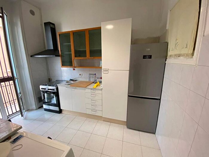 Appartamento quadrilocale in affitto in Viale Gran Sasso, Città Studi, Milano