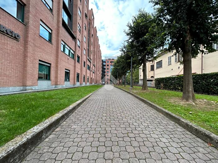 Appartamento quadrilocale in vendita in Corso Felice Cavallotti, Asti