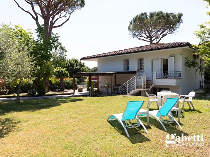 Casa con 5 locali in vendita in Via Toscanini, Misano Adriatico