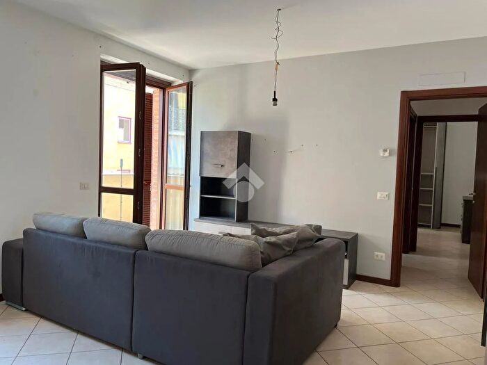 Appartamento bilocale in vendita in Via Francesco Cusani, Caselle Lurani