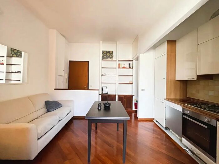 Appartamento bilocale in vendita in Via Francesco Brioschi, Milano