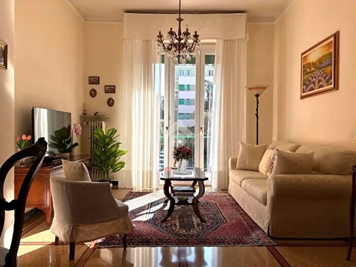 Appartamento quadrilocale in vendita in Via Franceschi, Chiavari